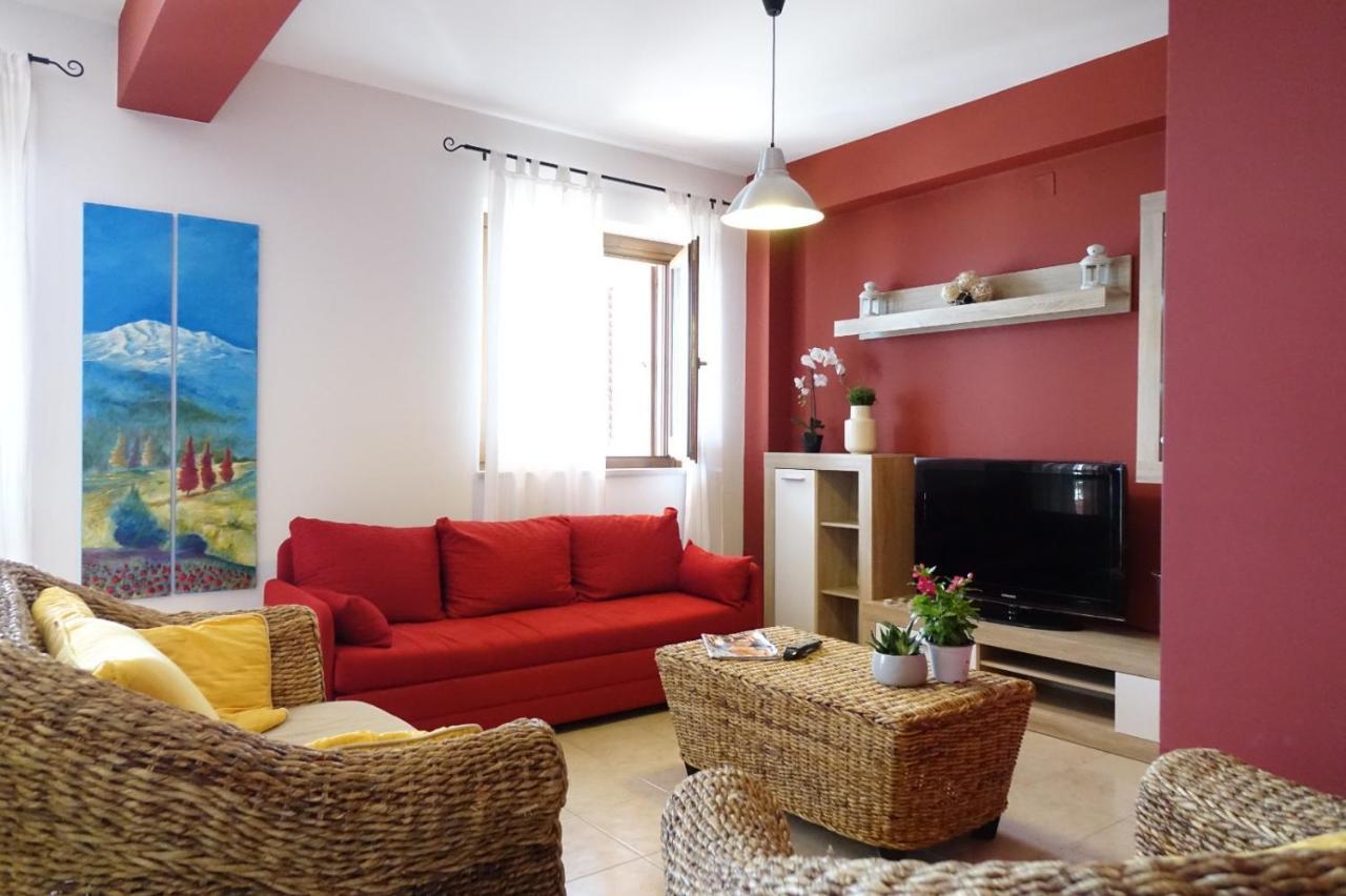 Poseidone Sea Apartment Taormina マッゼオ エクステリア 写真