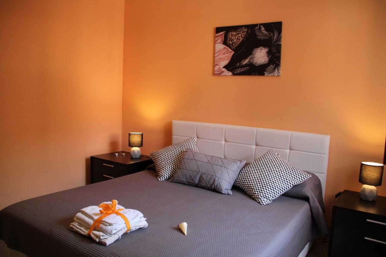 Poseidone Sea Apartment Taormina マッゼオ エクステリア 写真