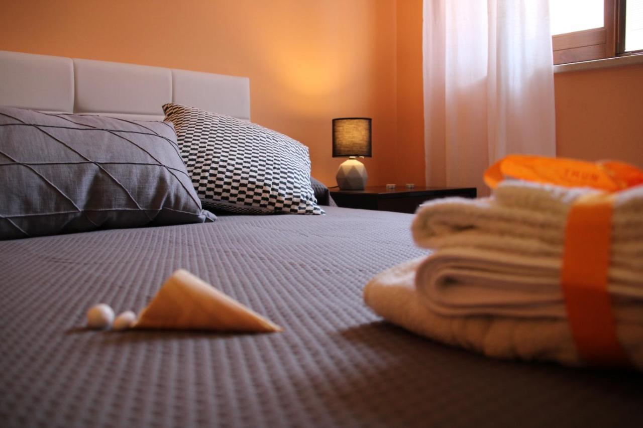 Poseidone Sea Apartment Taormina マッゼオ エクステリア 写真