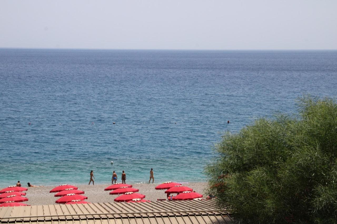 Poseidone Sea Apartment Taormina マッゼオ エクステリア 写真