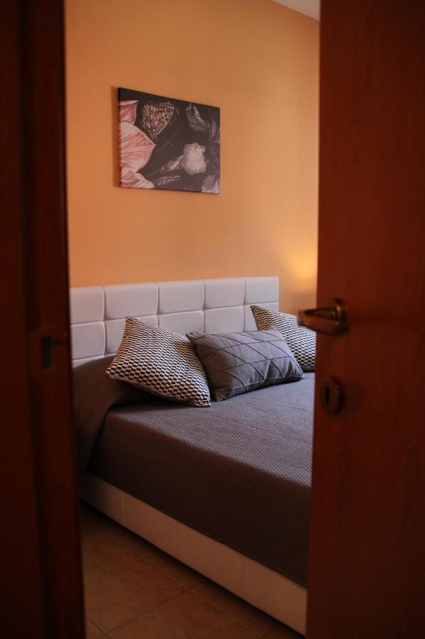 Poseidone Sea Apartment Taormina マッゼオ エクステリア 写真