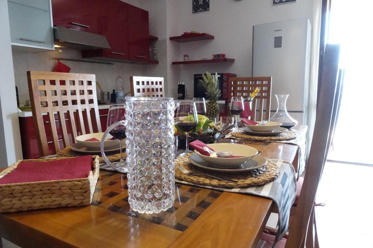 Poseidone Sea Apartment Taormina マッゼオ エクステリア 写真