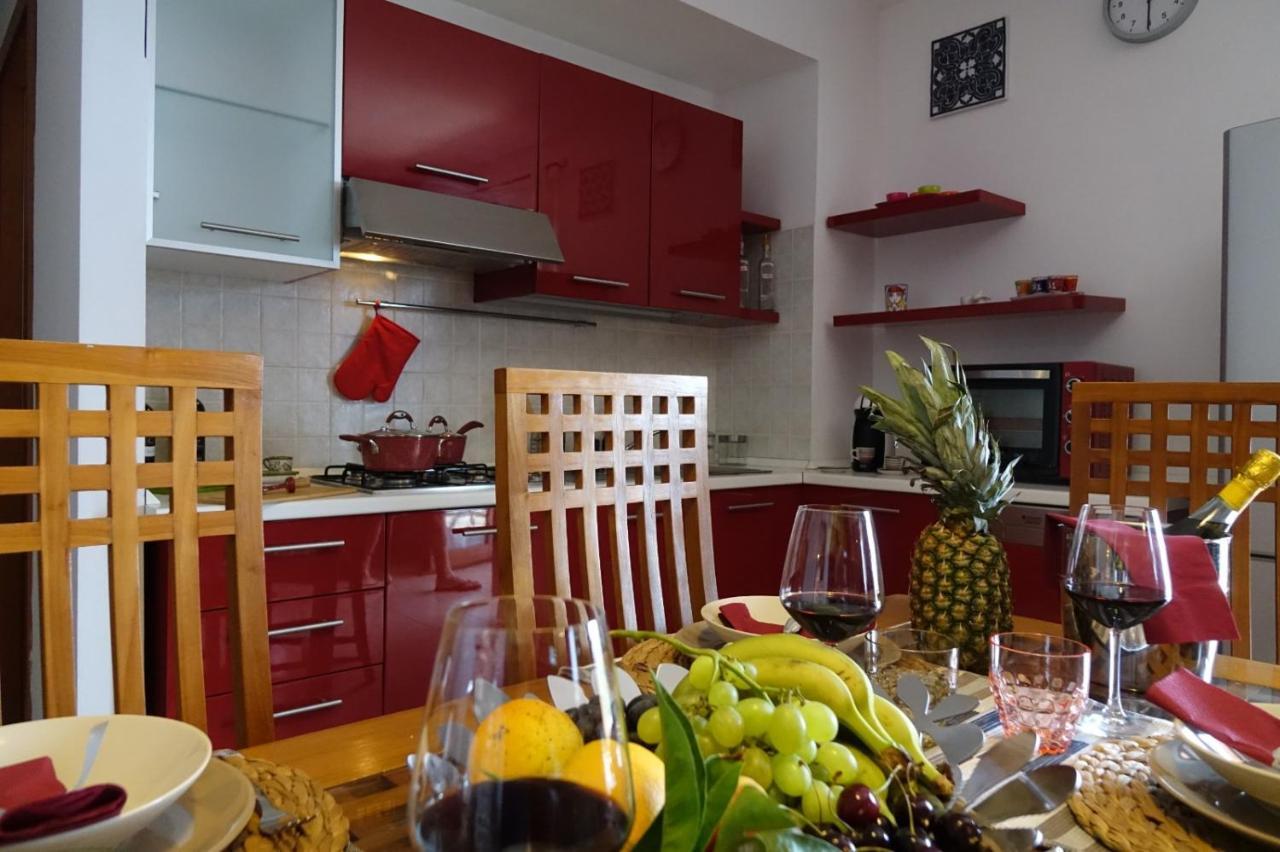 Poseidone Sea Apartment Taormina マッゼオ エクステリア 写真