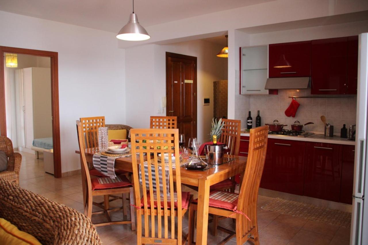 Poseidone Sea Apartment Taormina マッゼオ エクステリア 写真