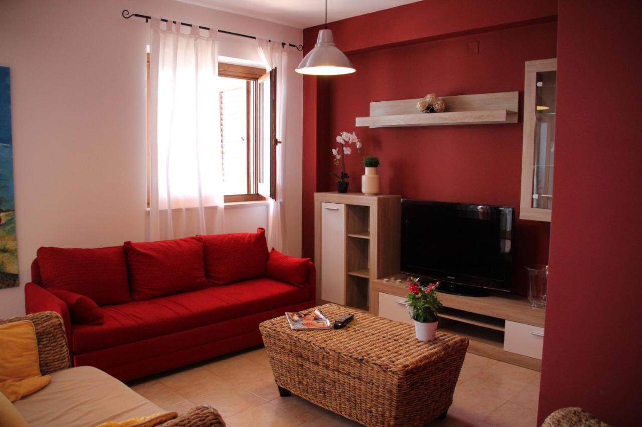 Poseidone Sea Apartment Taormina マッゼオ エクステリア 写真
